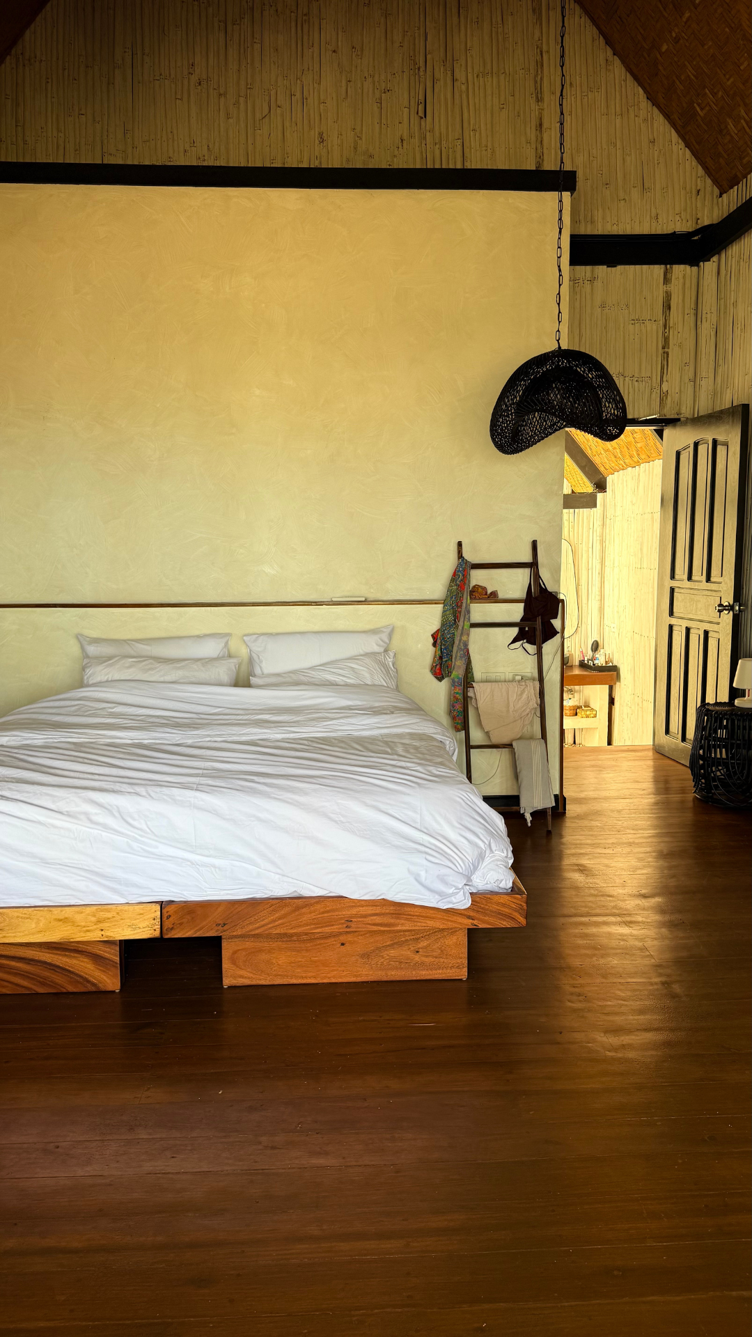 Hytte med udsigt til vores egen private strand