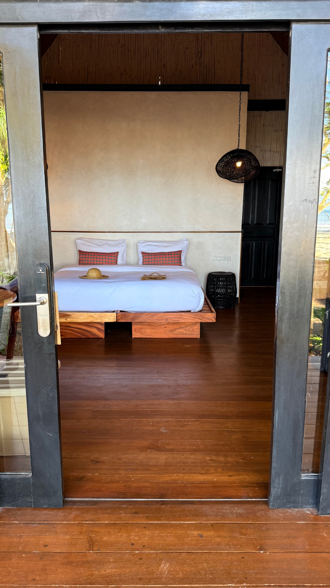 Bo sammen med en eller to roomies på værelser med eget bad, toilet og terrasse